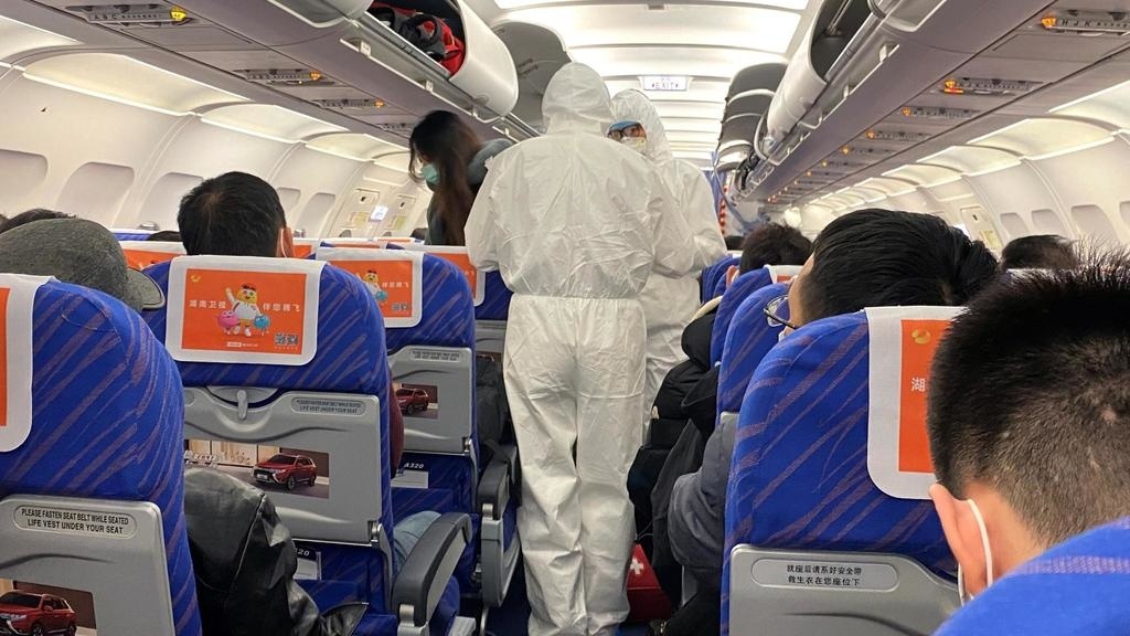 Chỗ ngồi trên máy bay ít có nguy cơ lây nhiễm virus corona nhất