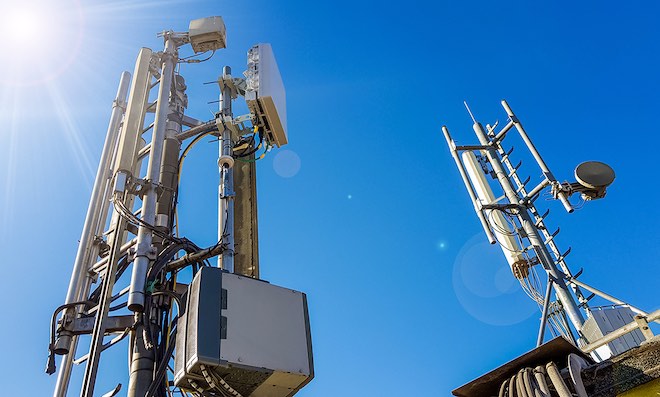 Công nghệ giúp "hô biến" trạm phát sóng mạng 4G LTE thành trạm 5G